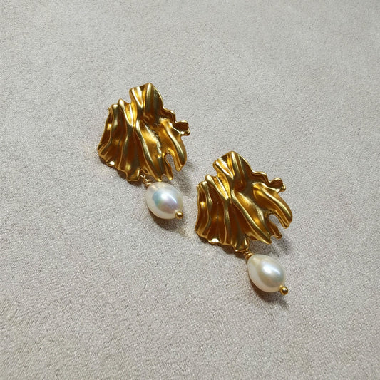 Golden Pearl Earrings